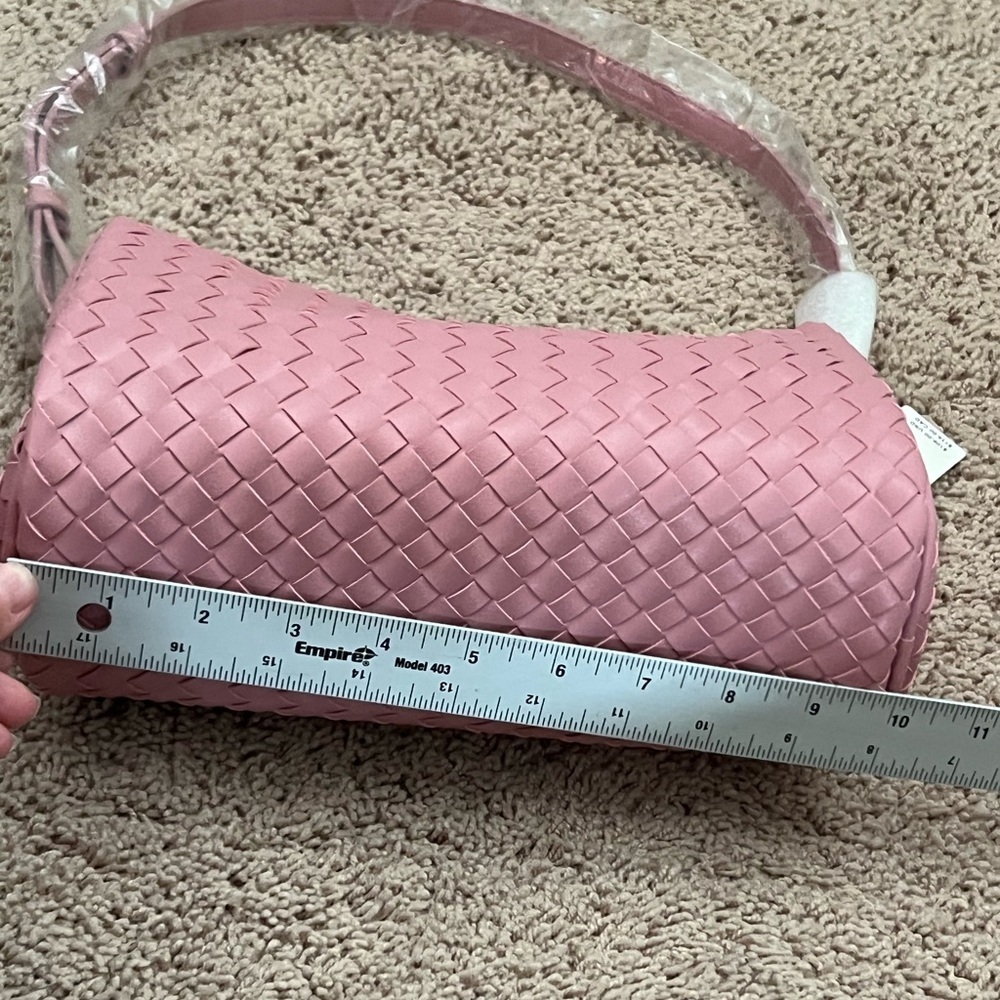 NWT new Anthropologie woven shoulder bag pink mauve faux leather zipper purse - Picture 15 of 15